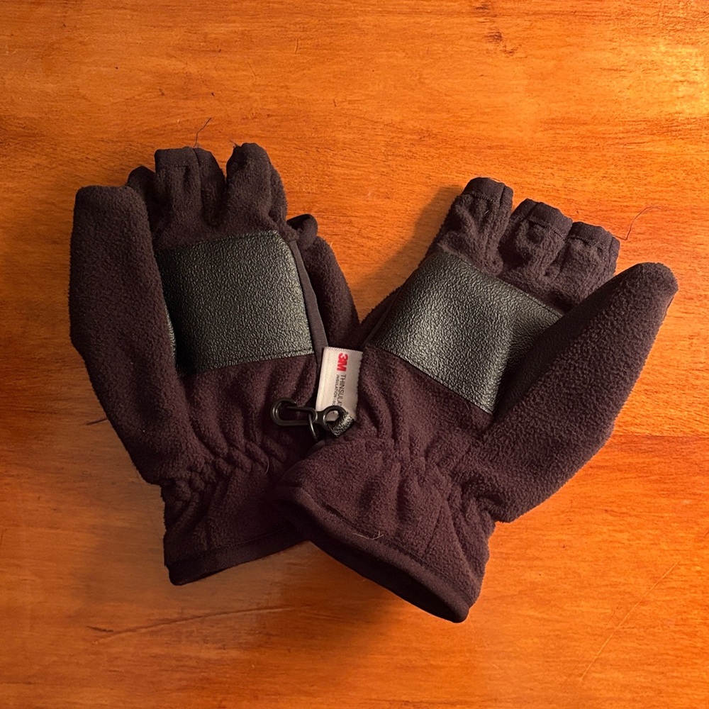 3M Thinsulate Black Fleece Gloves with Grip